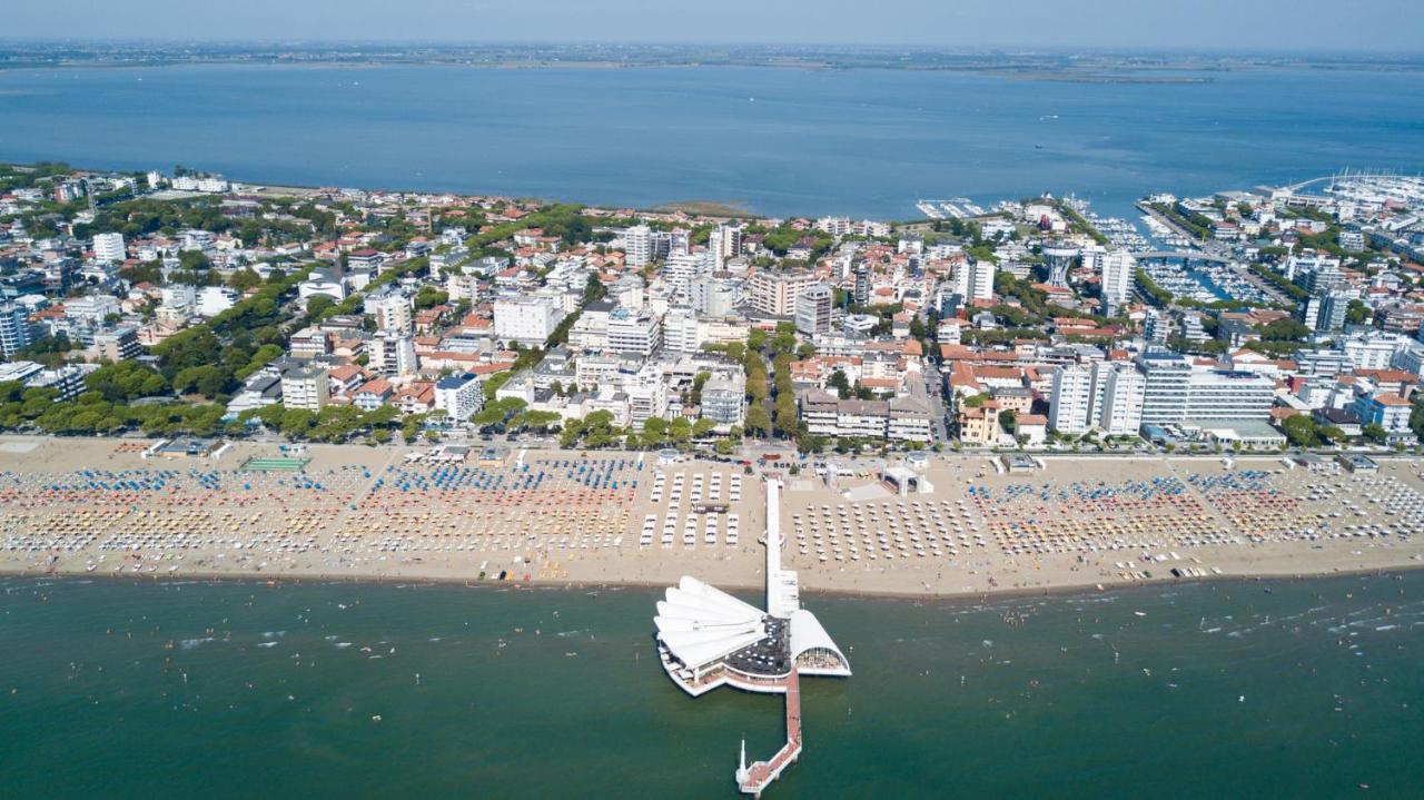 Appartamenti Dal Moro Lignano Sabbiadoro Extérieur photo